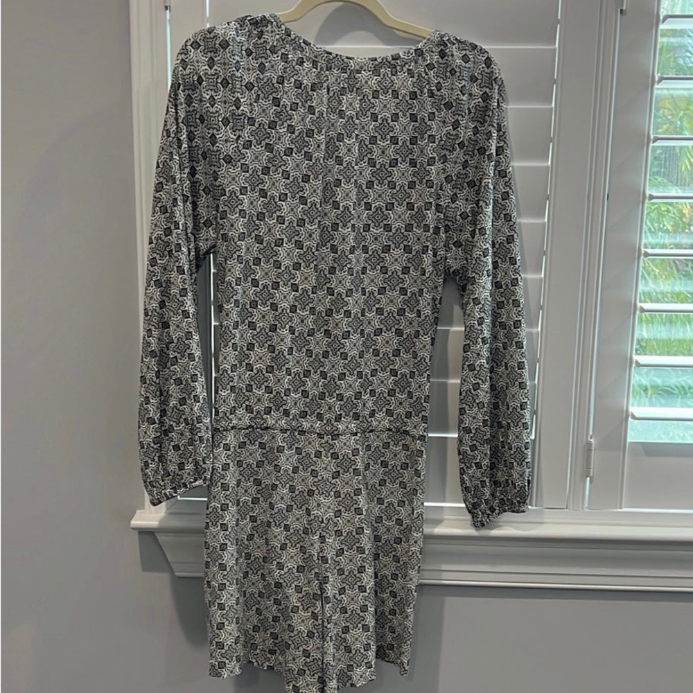 Romper - Picture 3 of 3
